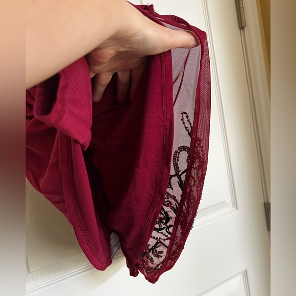 Xhilaration, Burgundy-Grey Embroidered, Beaded & Sequins Mesh Tank top. XXL. - Picture 4 of 10